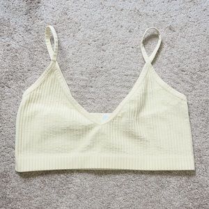 50% Nylon / 7% spandex